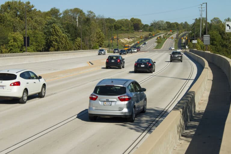 Photo of multi-lane car bridge in Dublin, Ohio